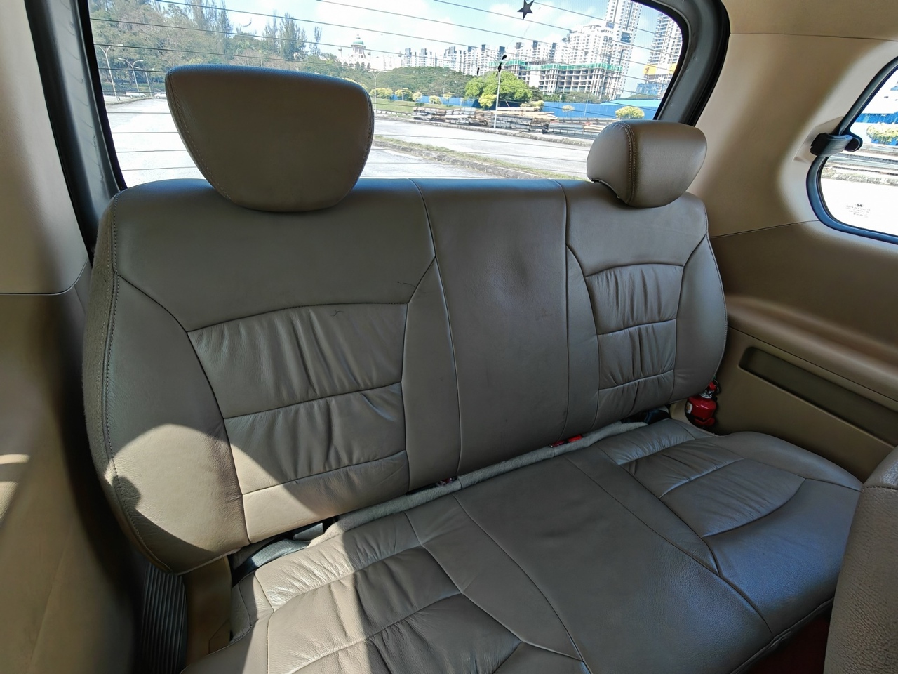2017 HYUNDAI GRAND STAREX 2.5 (A) ROYALE