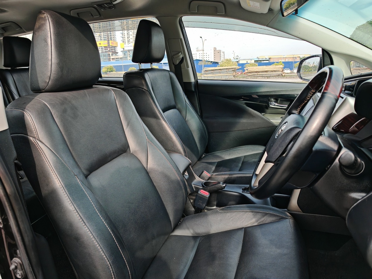2019 TOYOTA INNOVA 2.0 X (A)