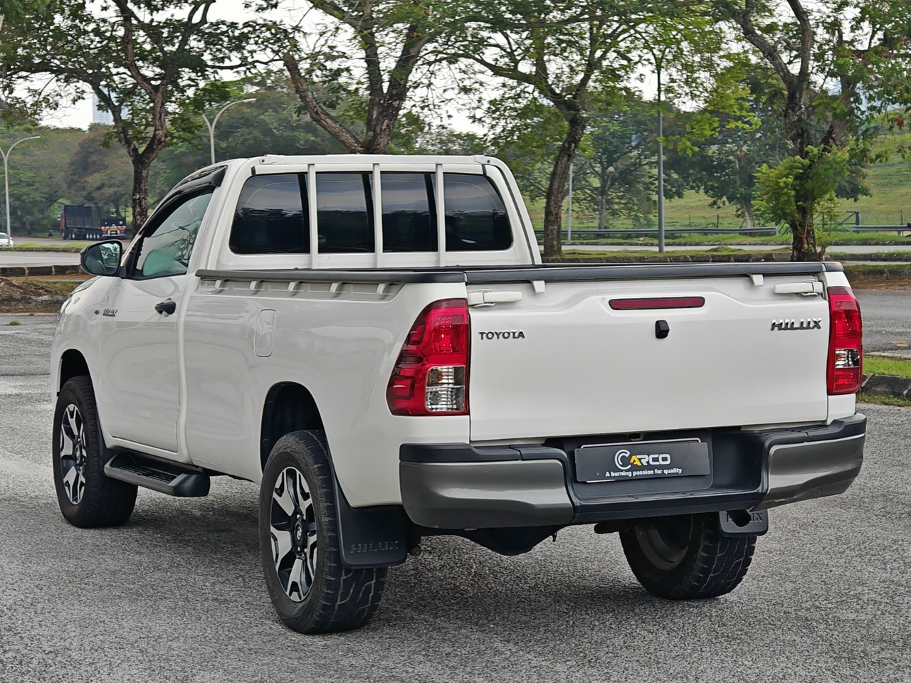 2021 TOYOTA HILUX 2.4 SINGLE CAB (M)