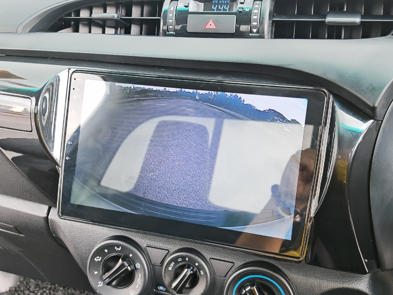 2021 TOYOTA HILUX 2.4 SINGLE CAB (M)