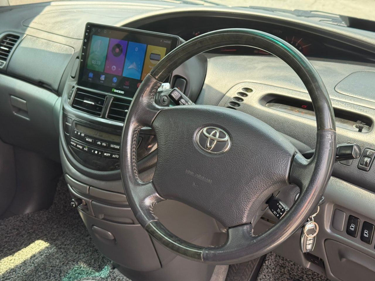 2005 TOYOTA ESTIMA 2.4 (A)