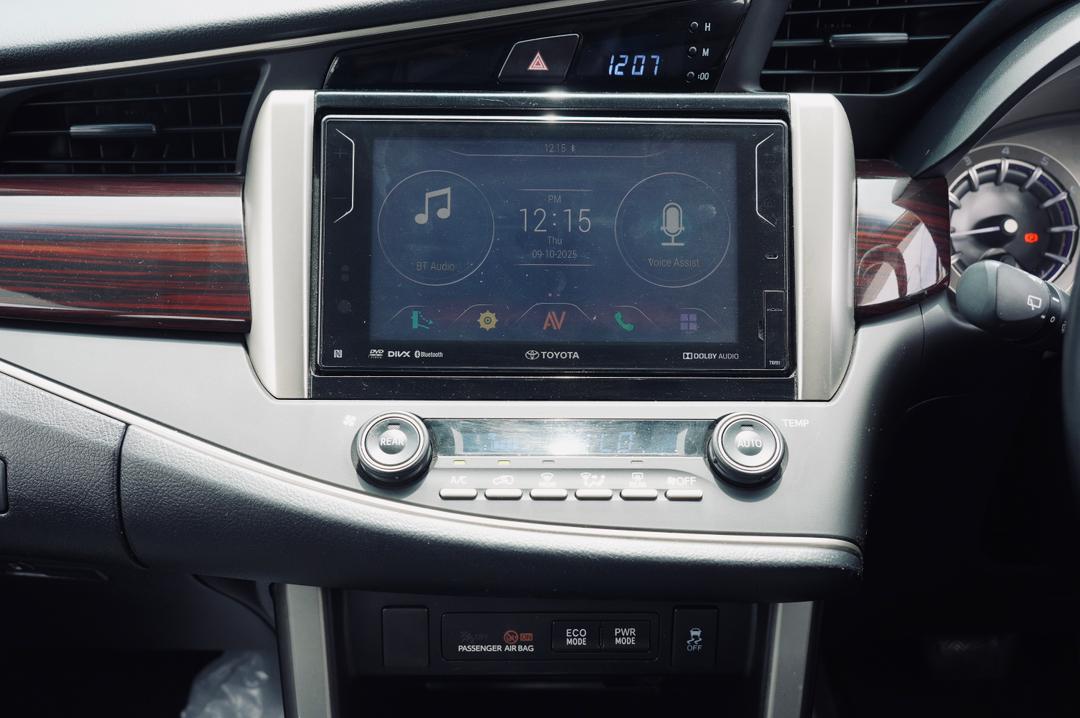 TOYOTA INNOVA 2.0 X (A)