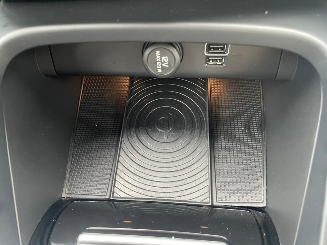 2018 VOLVO XC40 T5 2.0 (A)