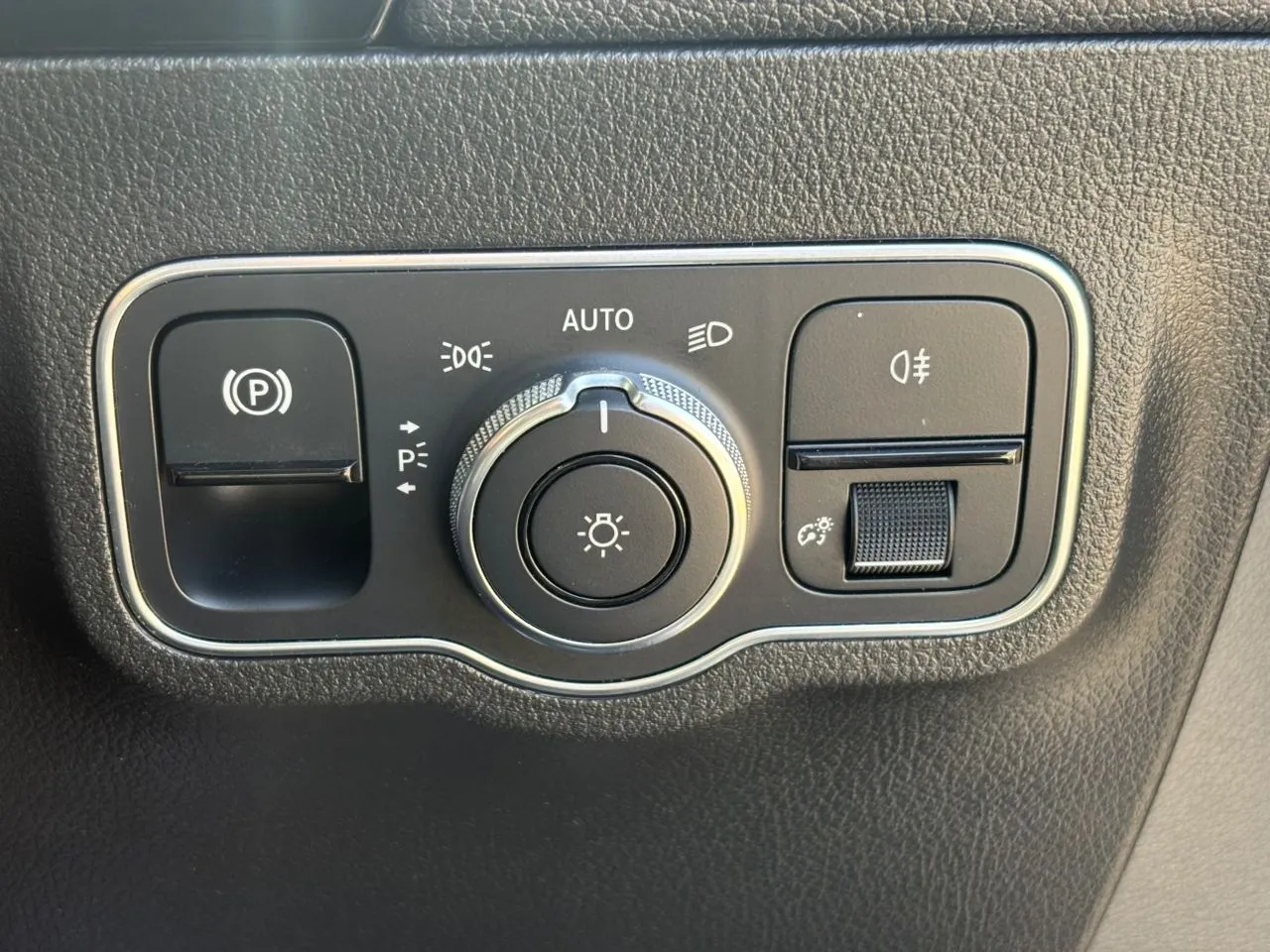 2022 MERCEDES BENZ GLA 250 (A)