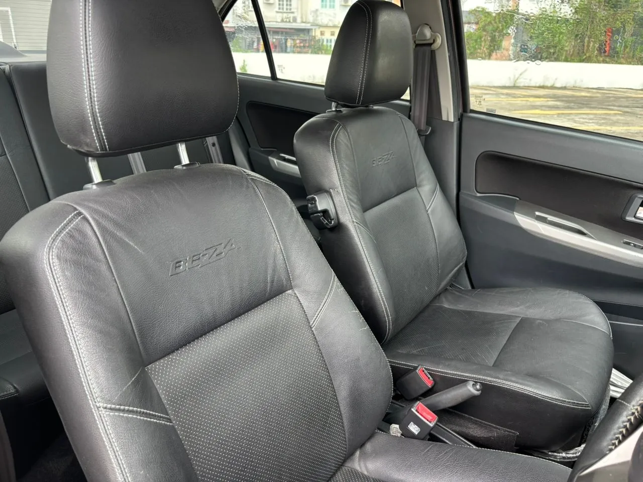 2017 PERODUA BEZZA 1.3 AV (A)