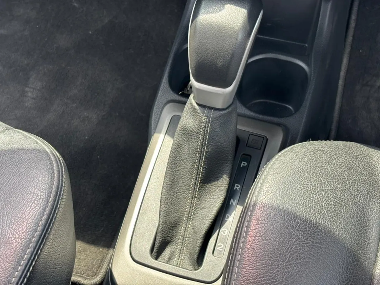 2017 PERODUA BEZZA 1.3 AV (A)