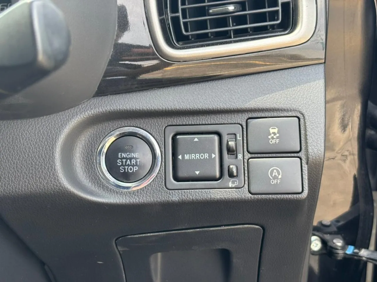 2017 PERODUA BEZZA 1.3 AV (A)