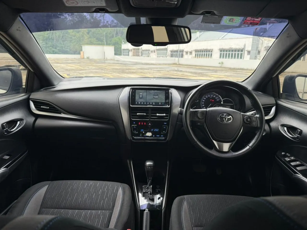 2023 TOYOTA YARIS 1.5G (A)