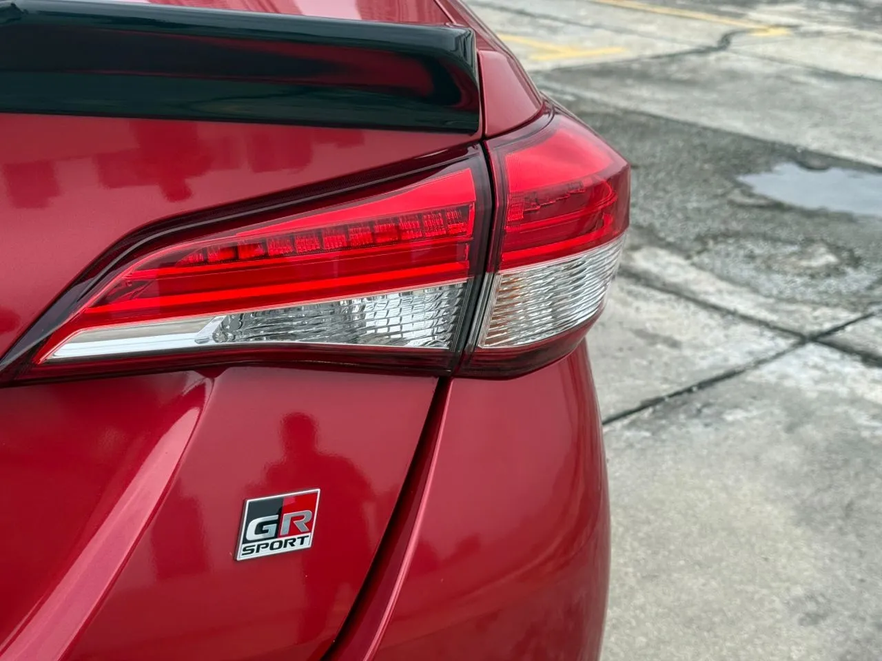 2021 TOYOTA VIOS 1.5 AT GR-S (A)