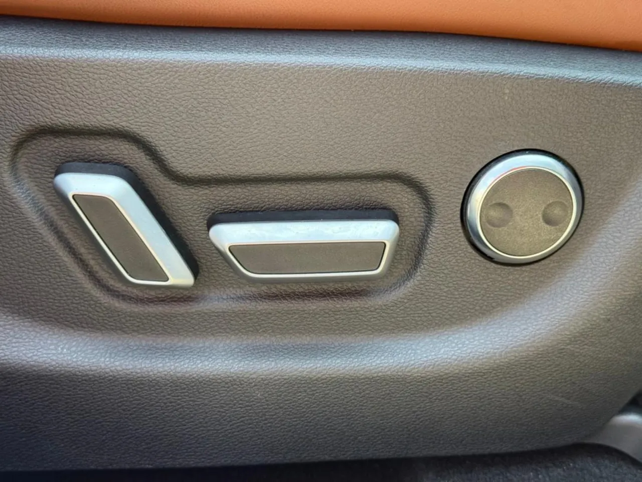 2019 PROTON X70 1.8 PREMIUM (A)