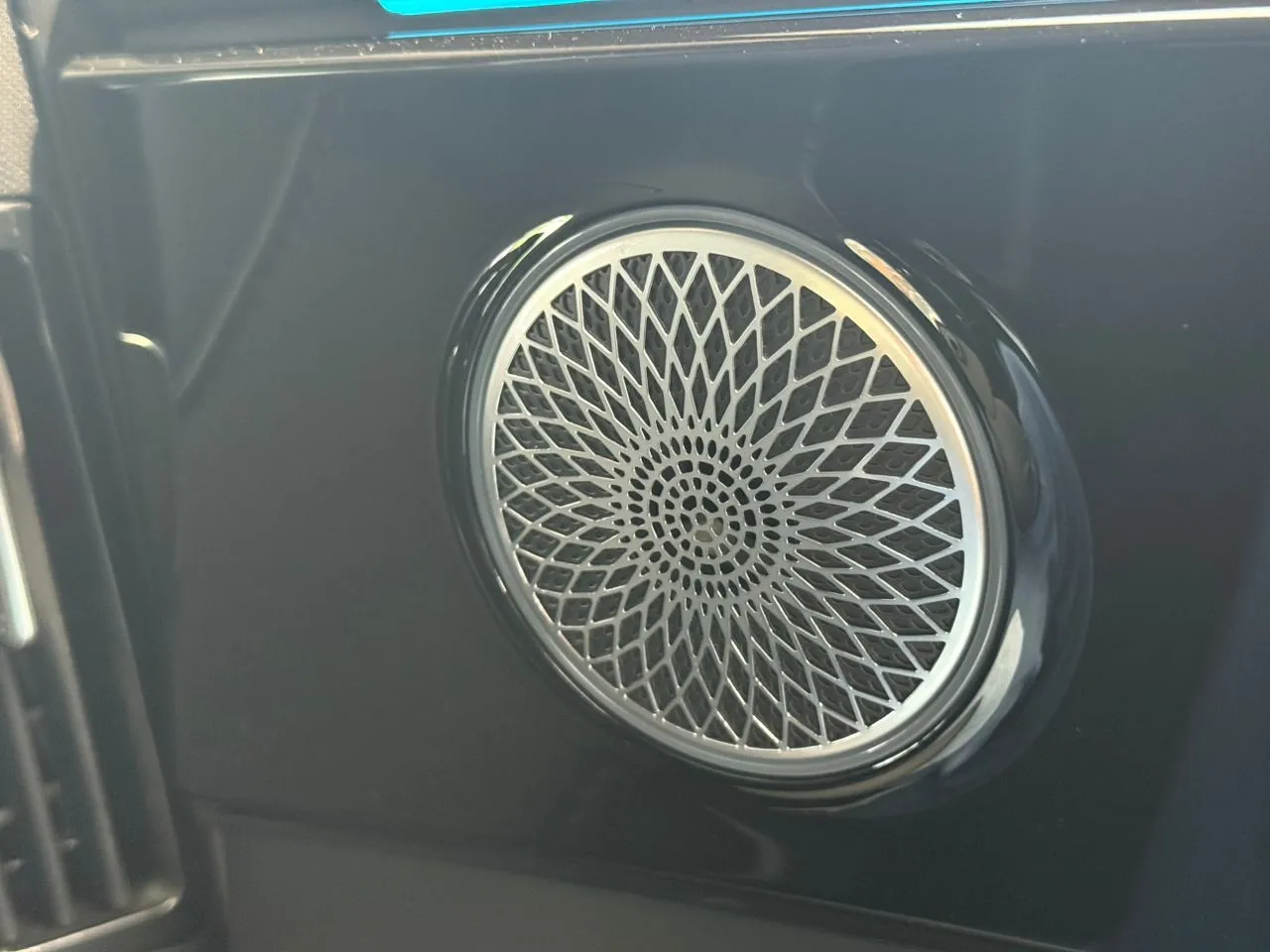 2025 CHERY OMODA 9 (AWD )