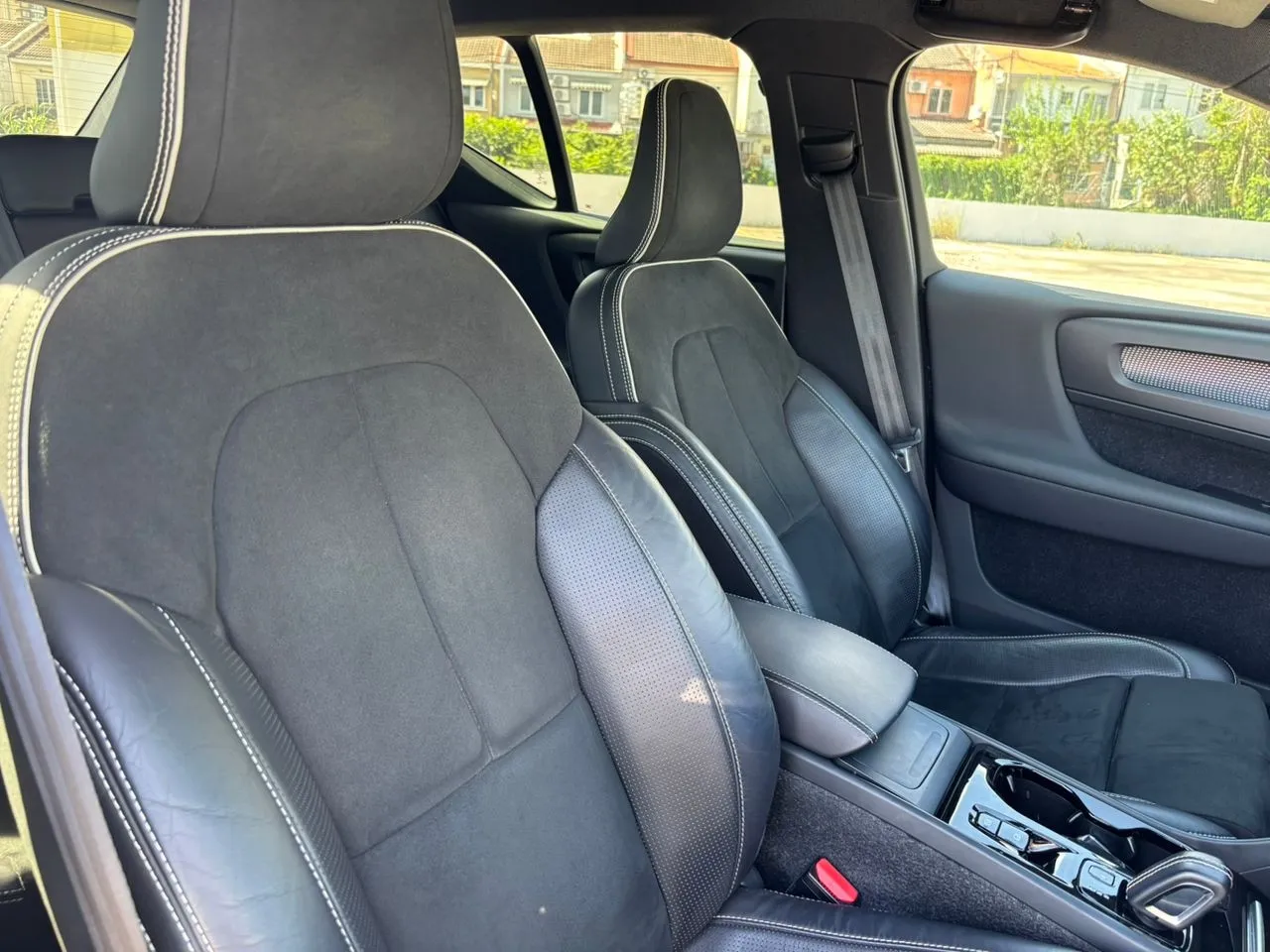 2019 VOLVO XC40 2.0 T5-R DESIGN (A)