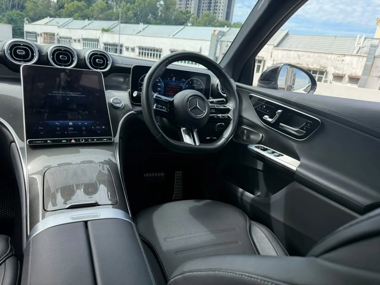 2023 MERCEDES BENZ GLC 300