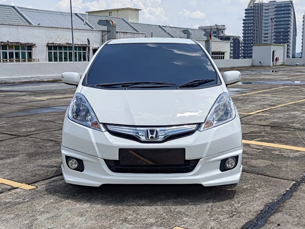 2013 HONDA JAZZ 1.5L HYBRID (A)