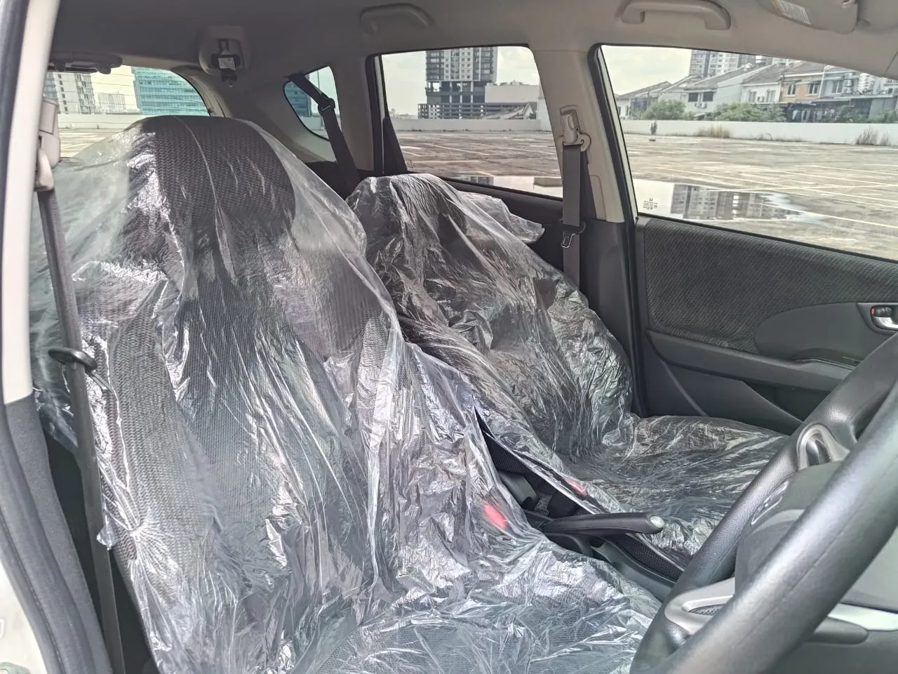 2013 HONDA JAZZ 1.5L HYBRID (A)