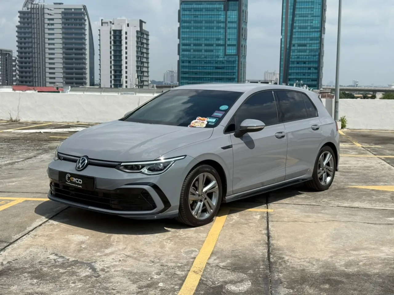 2022 VOLKSWAGEN GOLF TSI R-LINE 1.4 (A)