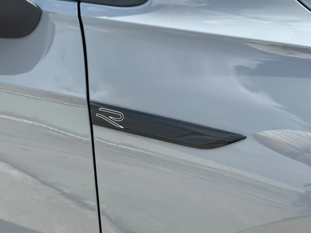 2022 VOLKSWAGEN GOLF TSI R-LINE 1.4 (A)