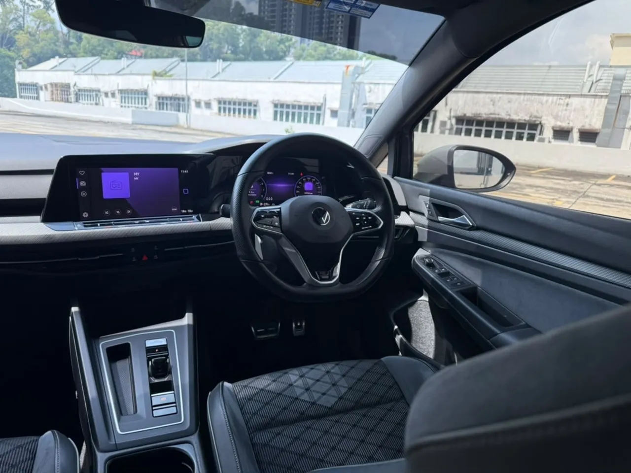 2022 VOLKSWAGEN GOLF TSI R-LINE 1.4 (A)