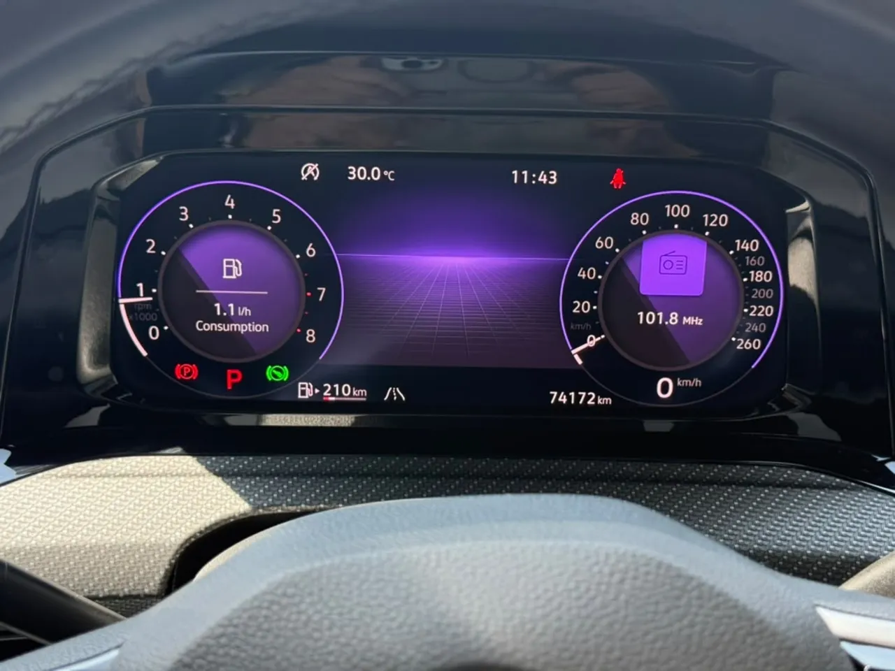 2022 VOLKSWAGEN GOLF TSI R-LINE 1.4 (A)
