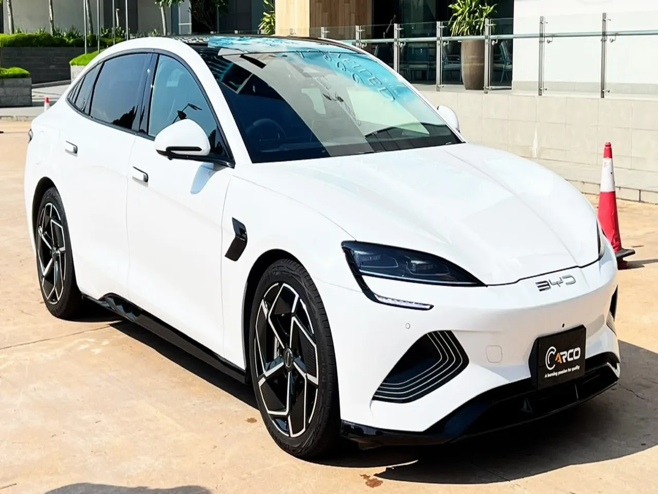 2024 BYD SEAL PREMIUM