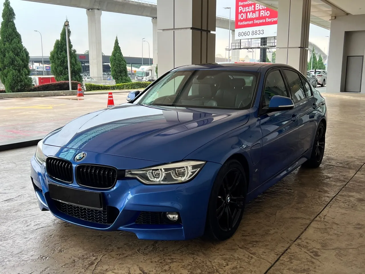 2019 BMW 330E