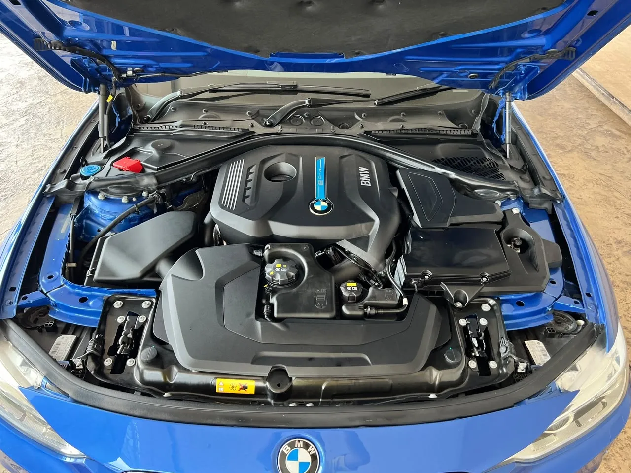 2019 BMW 330E