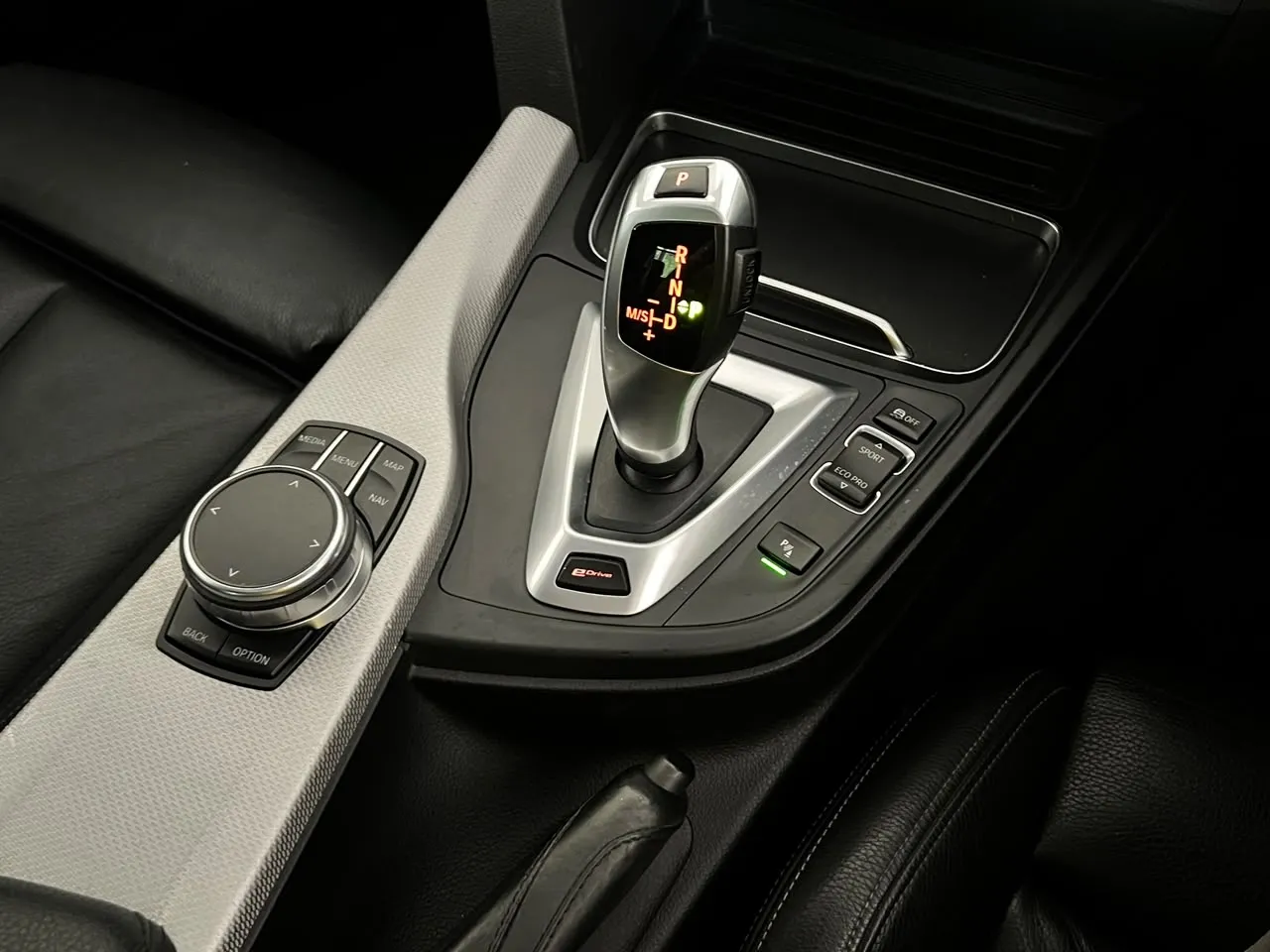 2019 BMW 330E