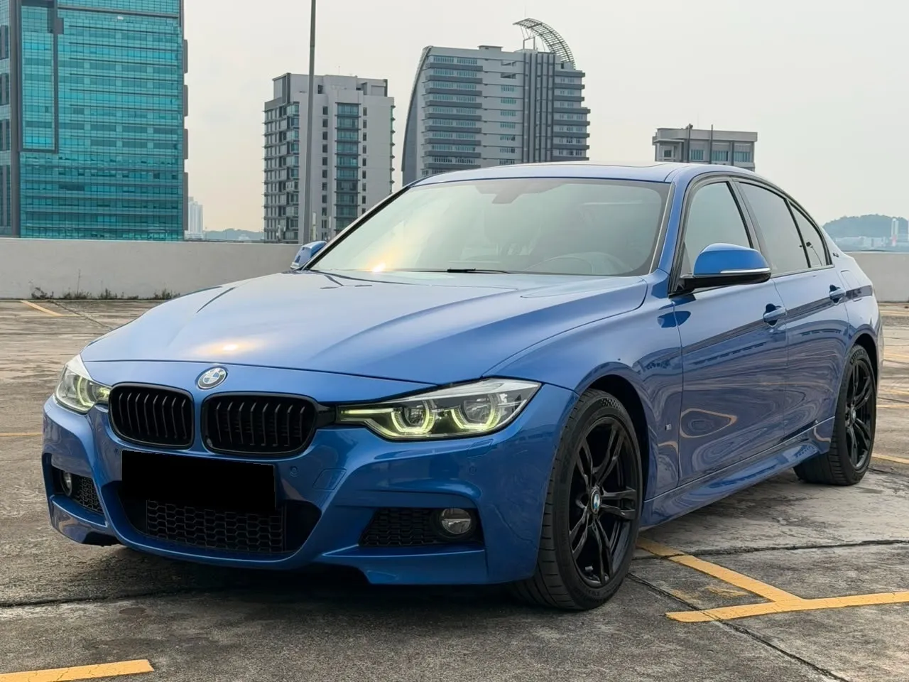 2019 BMW 330E