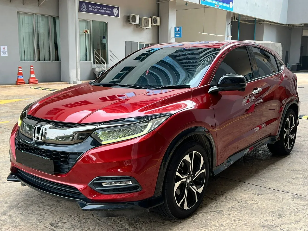 2021 HONDA HRV 1.8L RS