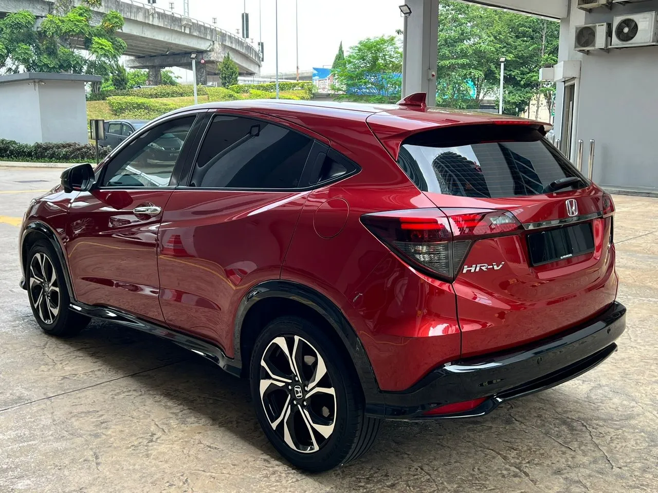 2021 HONDA HRV 1.8L RS