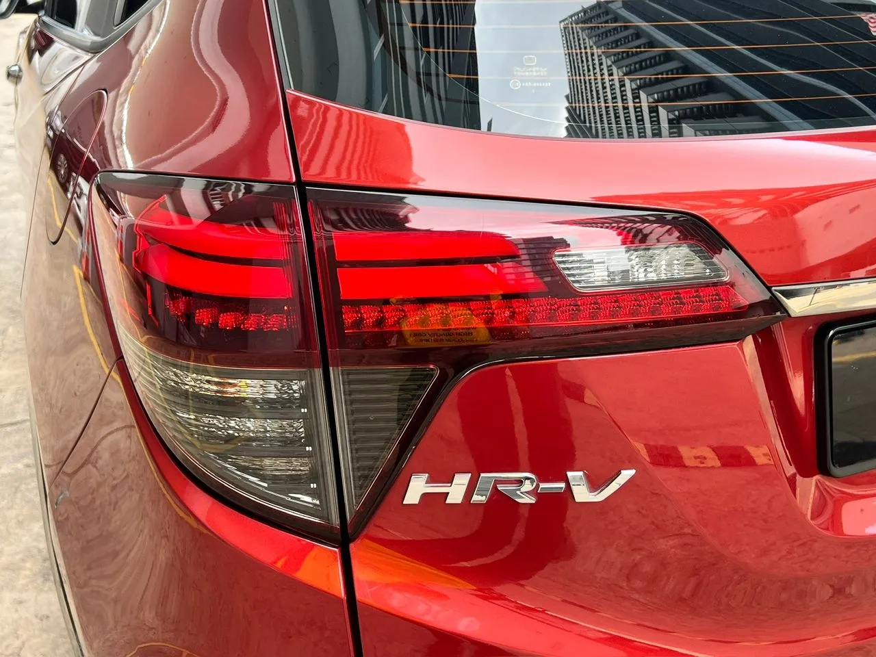 2021 HONDA HRV 1.8L RS