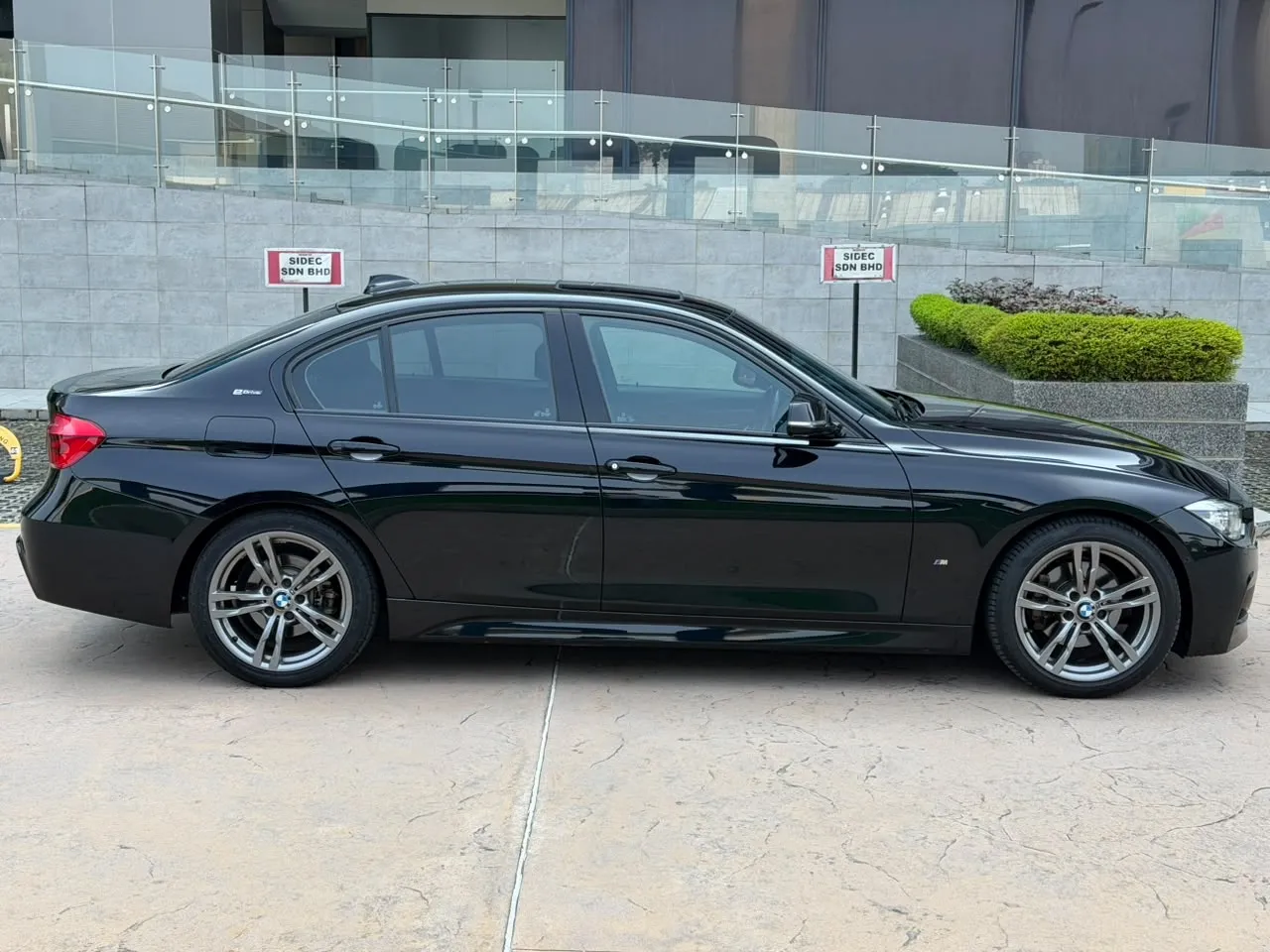 2019 BMW 330E M SPORT 2.0 (A)