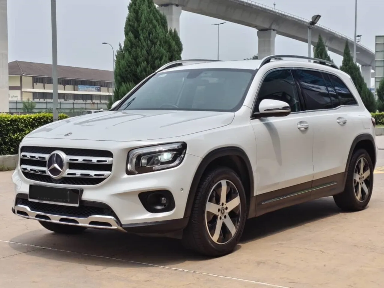 2020 MERCEDES BENZ GLB200 1.4 (A)