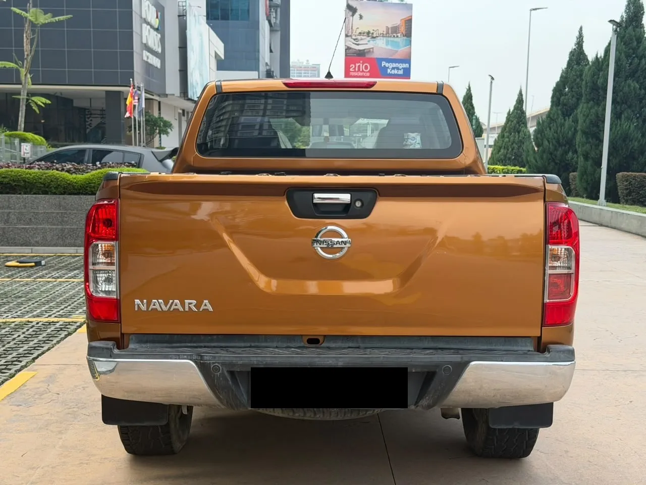 2017 NISSAN NAVARA SE 2.5 (A)