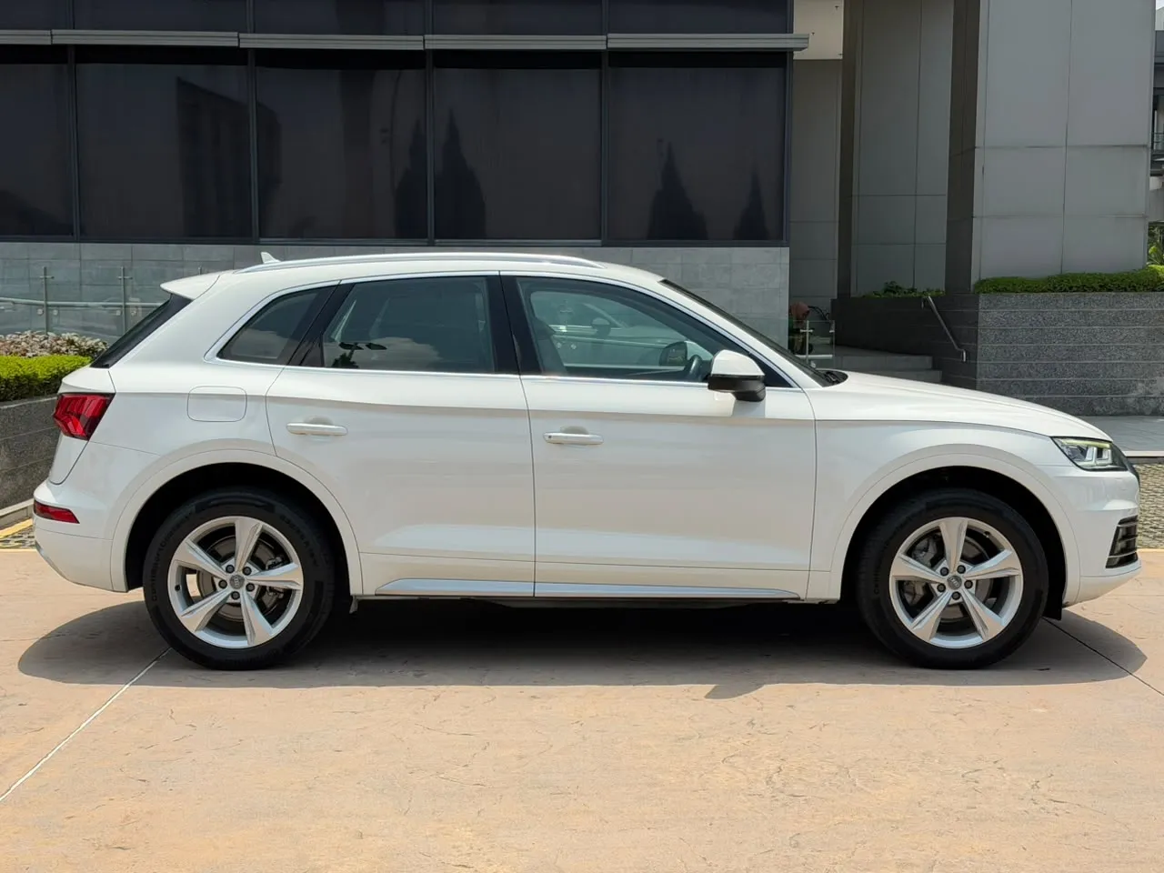 2020 AUDI Q5 SPORT 2.0 TFSI (A)