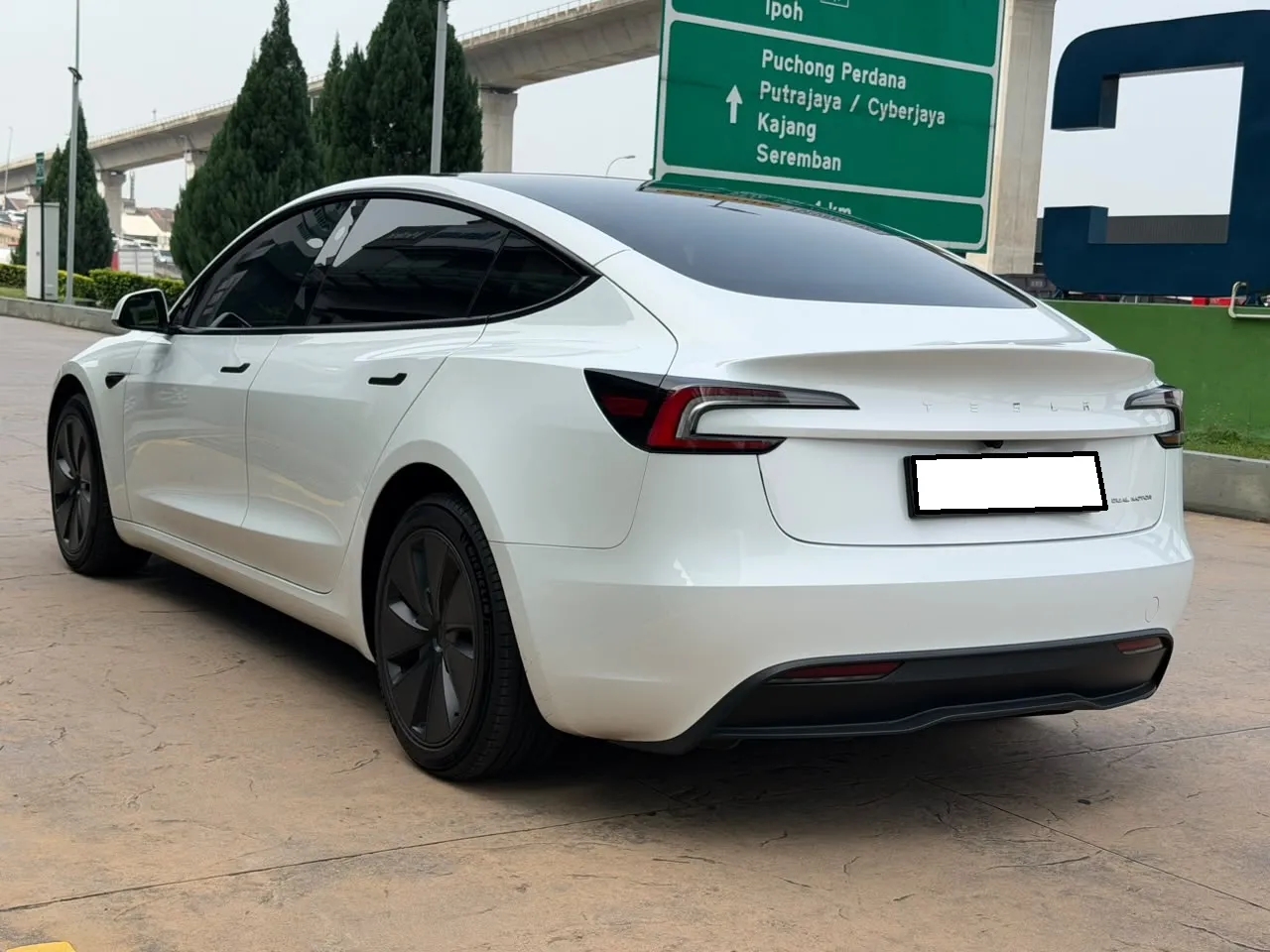 2025 TESLA MODEL 3 DUAL MOTOR LONG RANGE