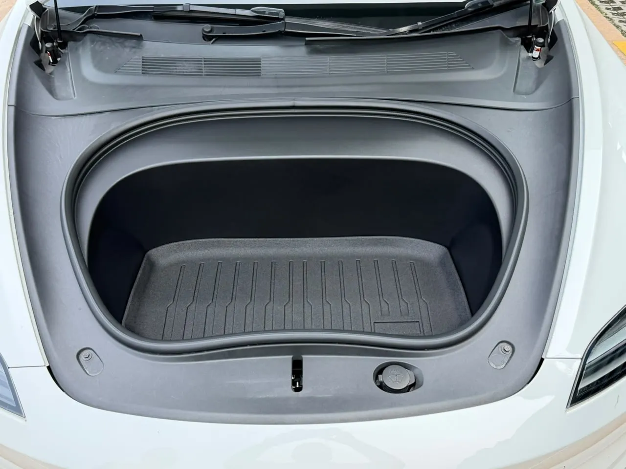 2025 TESLA MODEL 3 DUAL MOTOR LONG RANGE