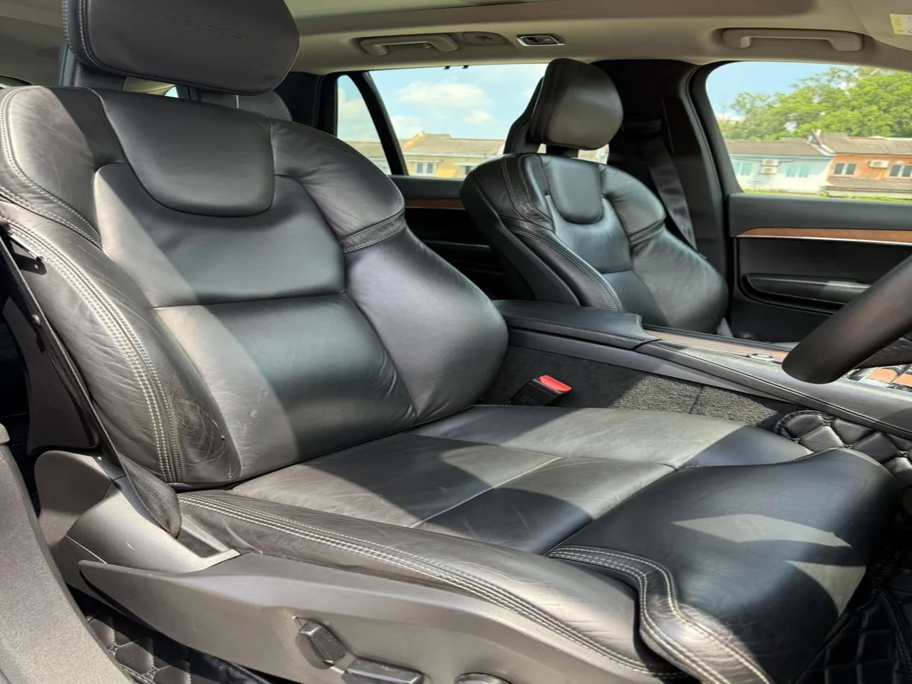 2018 VOLVO XC90 T8 2.0 (A)