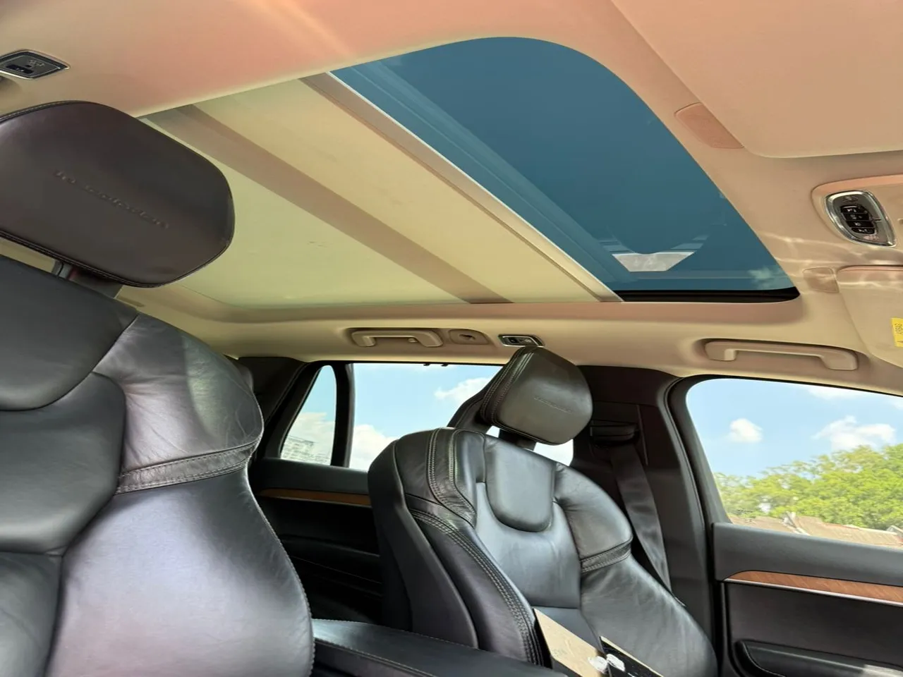 2018 VOLVO XC90 T8 2.0 (A)