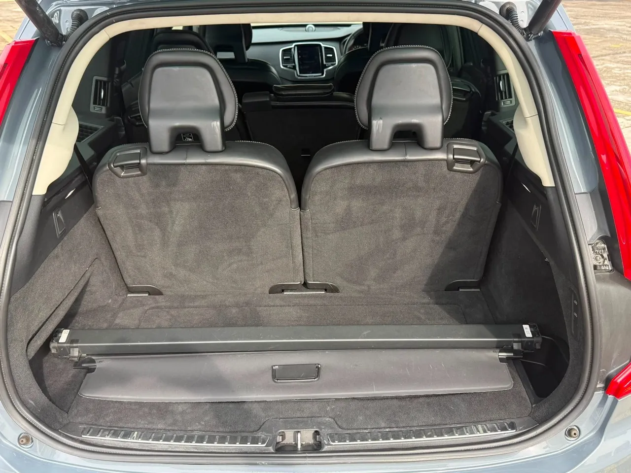 2018 VOLVO XC90 T8 2.0 (A)