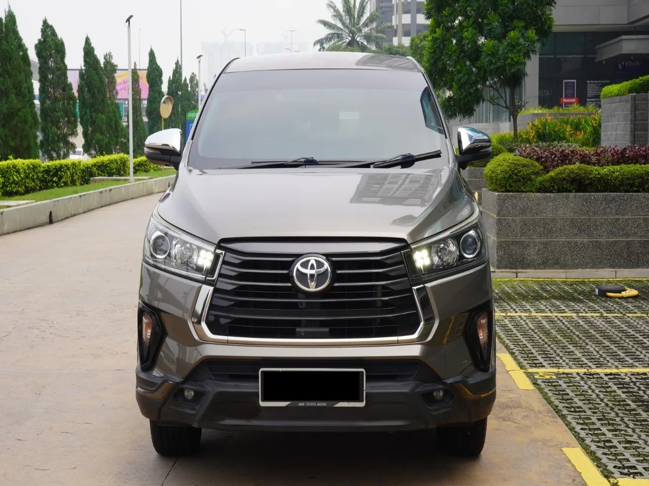 2021 TOYOTA INNOVA 2.0 X