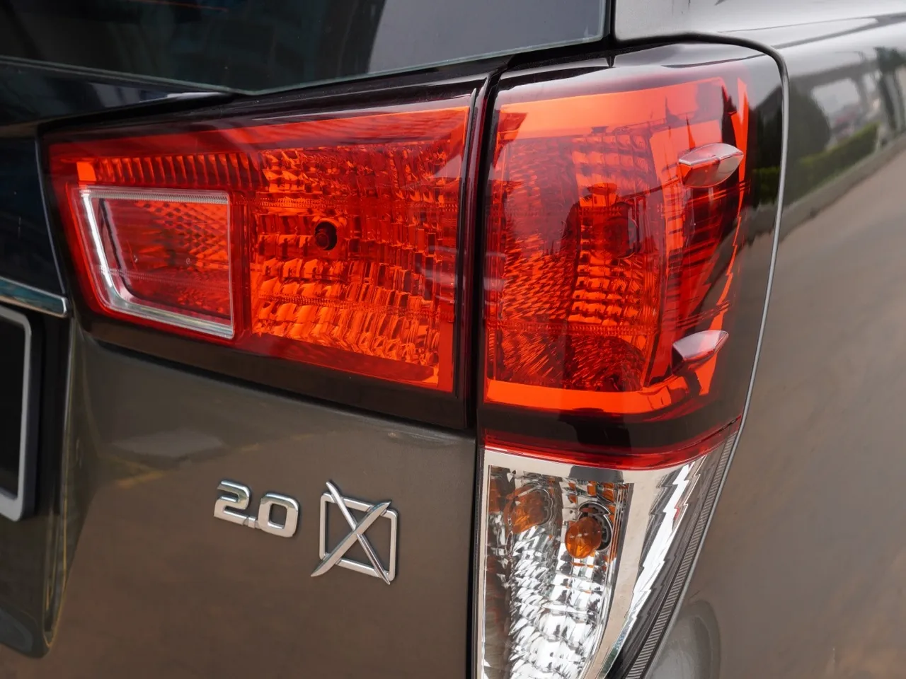 2021 TOYOTA INNOVA 2.0 X