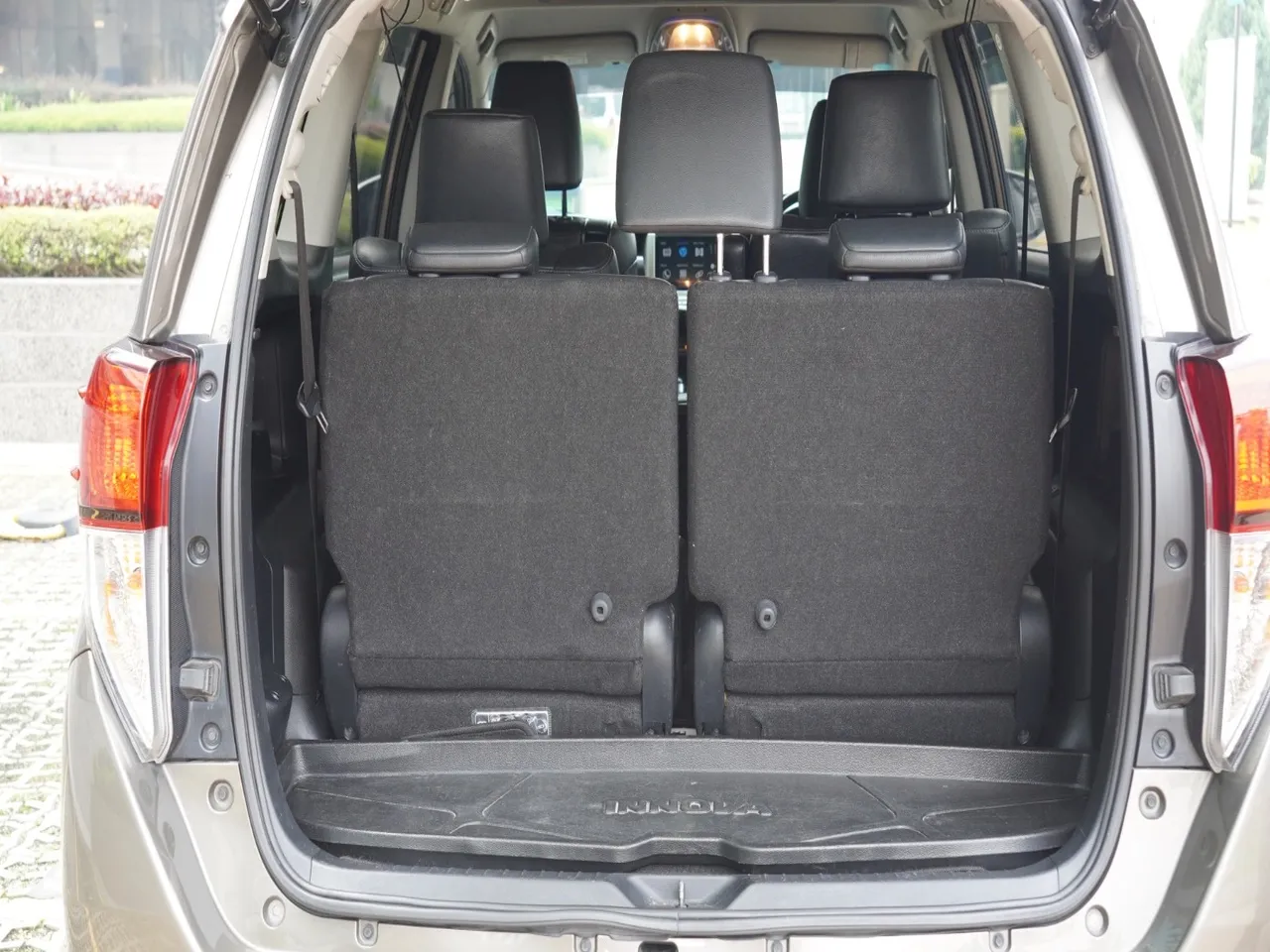 2021 TOYOTA INNOVA 2.0 X