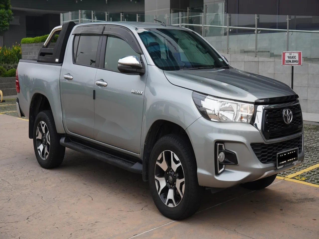 2018 TOYOTA HILUX 2.4 L EDITION (A)