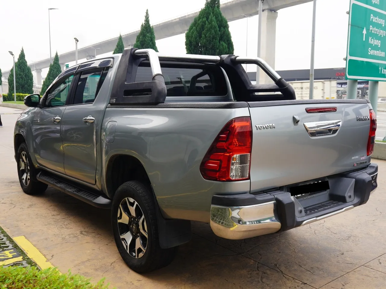 2018 TOYOTA HILUX 2.4 L EDITION (A)