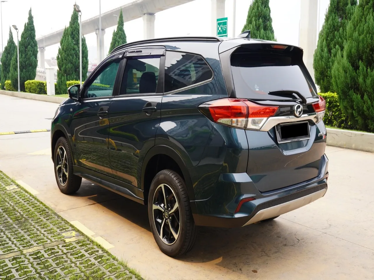 2019 PERODUA ARUZ AV 1.5