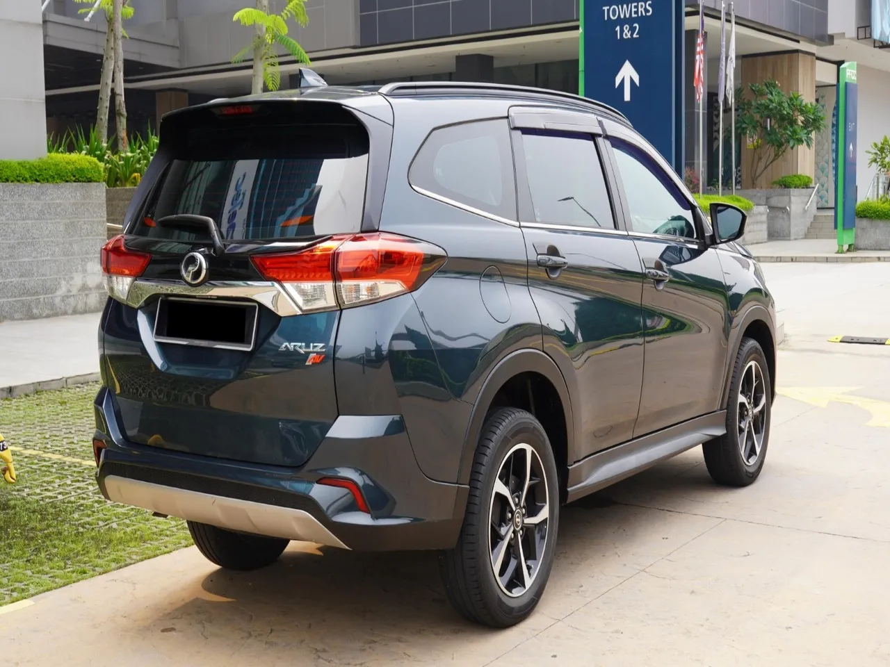 2019 PERODUA ARUZ AV 1.5
