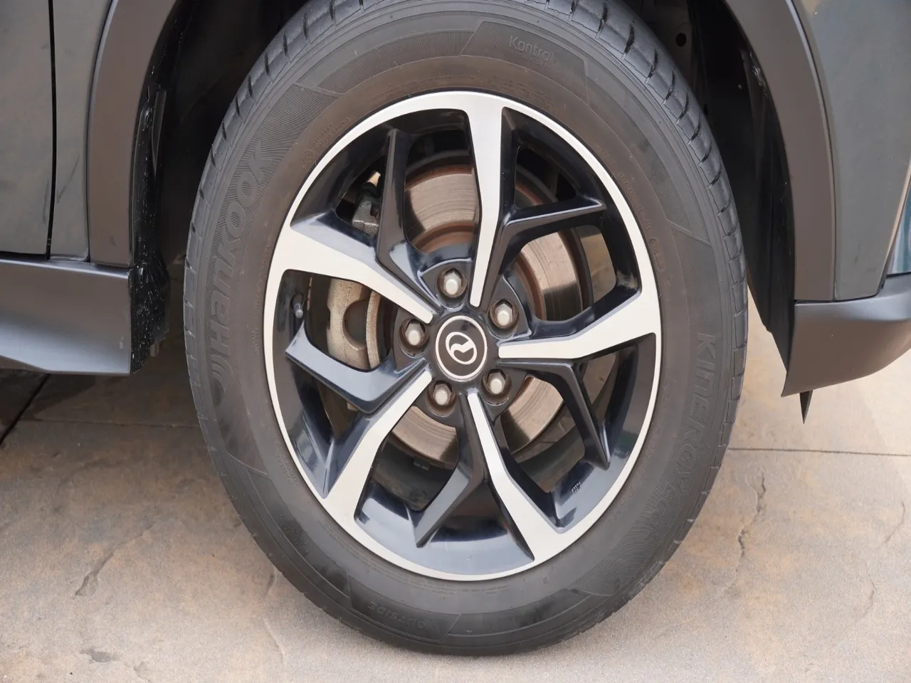 2019 PERODUA ARUZ AV 1.5