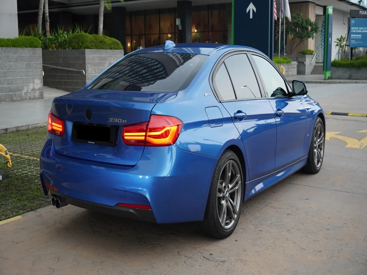 2018 BMW 330E M SPORT 2.0 (A)