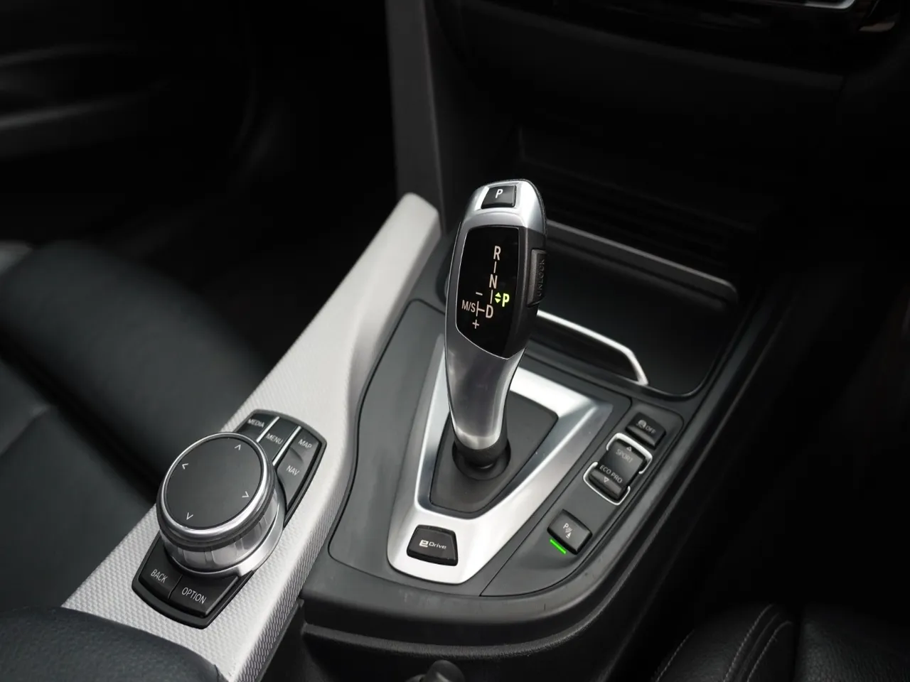 2018 BMW 330E M SPORT 2.0 (A)